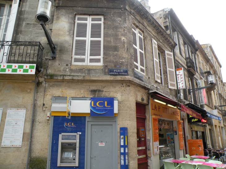  distributeur de billets